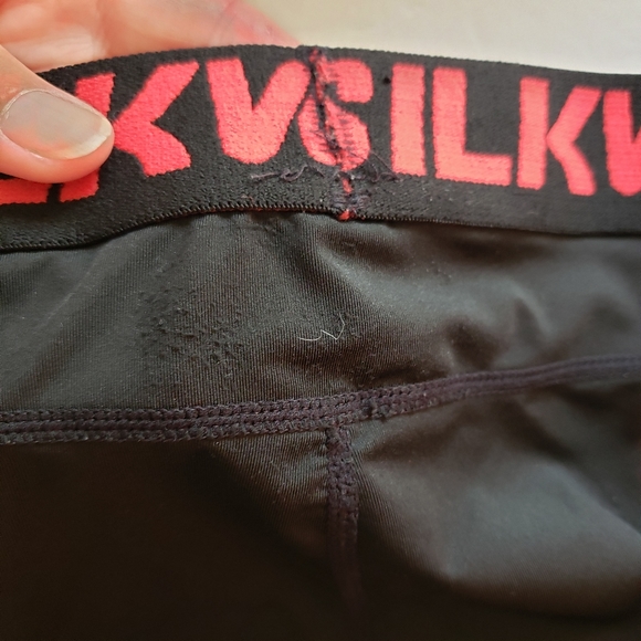 Silkworld women's black biker shorts with pockets - Picture 4 of 4